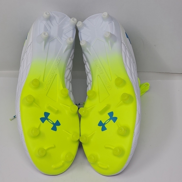 Under Armour Magnetico Pro 3 FG Women Soccer Cleats Size 6 White 3027497-101 New - Picture 8 of 9